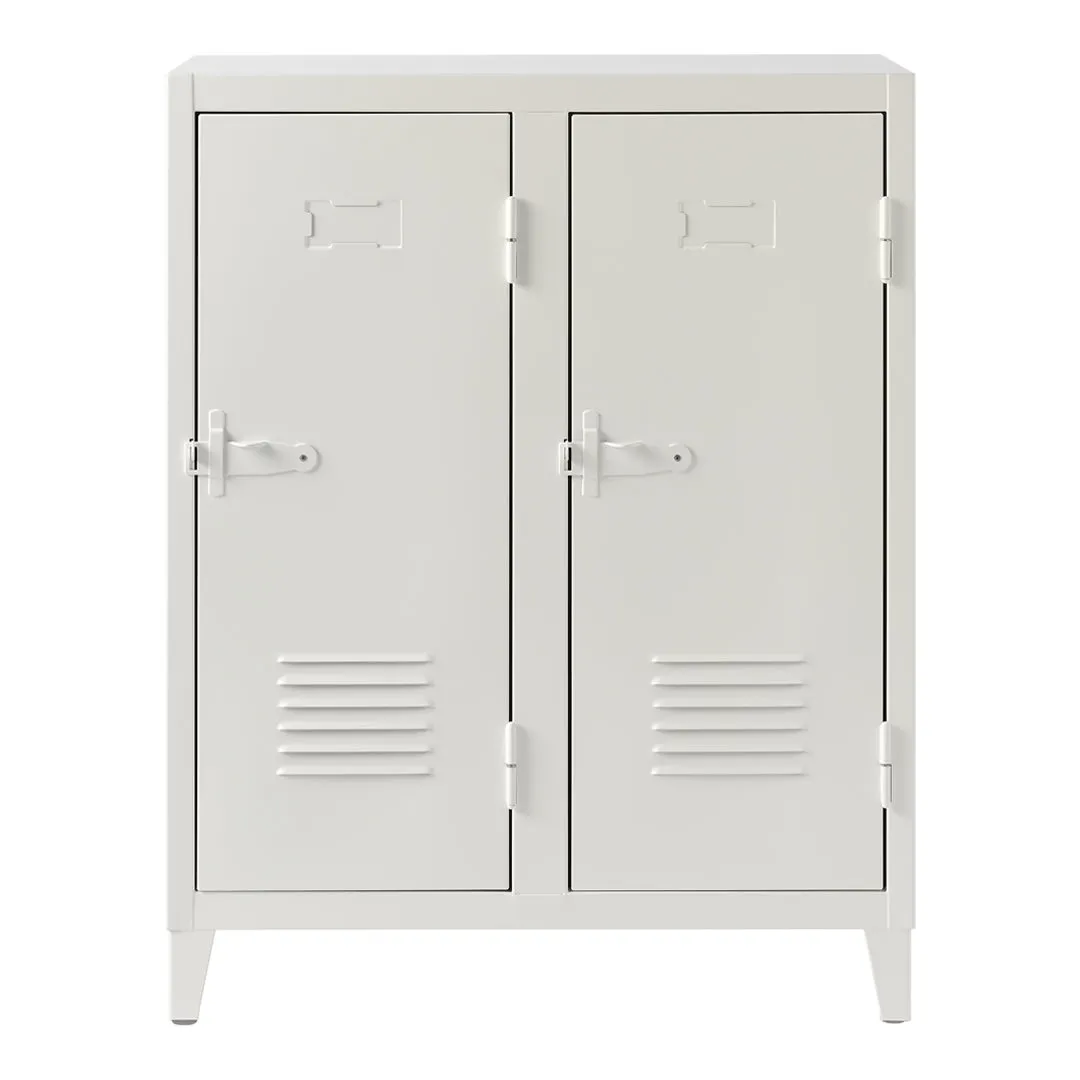 B2 Locker Storage