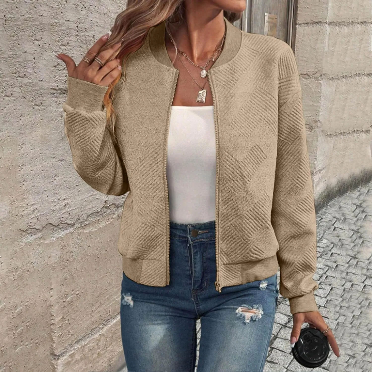 Bomber Jacket Women Lightweight Zip Up Quilted Jackets Fall 2024 Dressy Casual Full Zip Hoodies with Hidden Pockets
