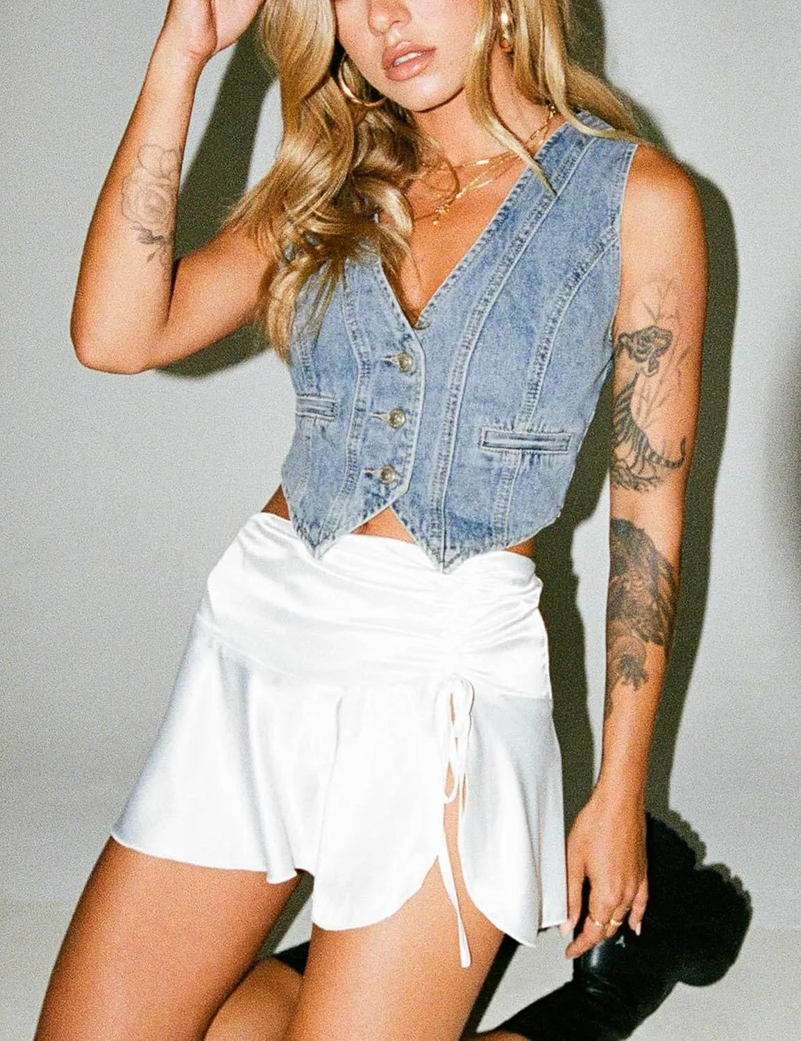 Cropped Y2K Denim Vest for Womens Button Down Sleeveless Corset Jean Tank Waistcoat