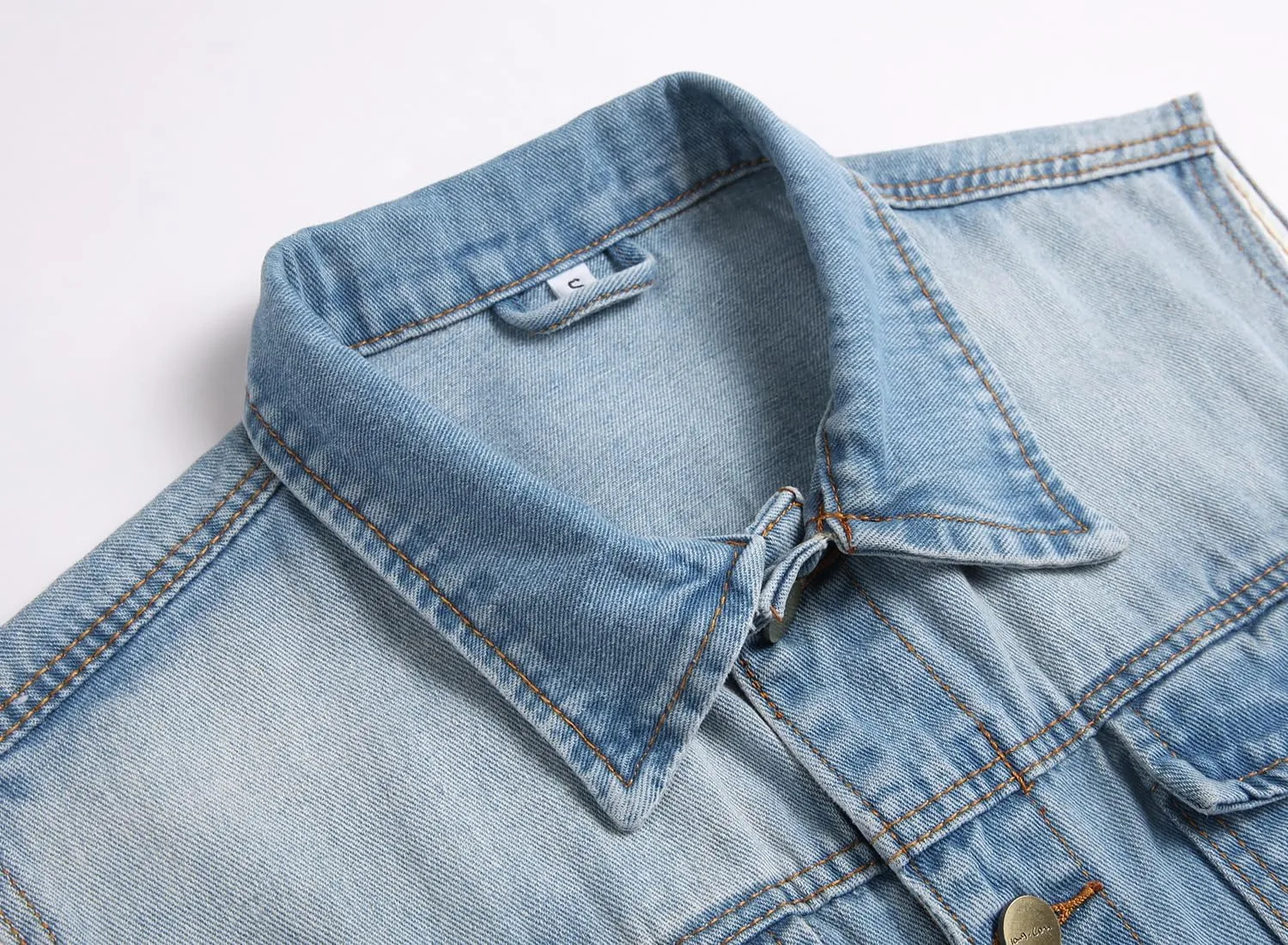 Men's Denim Vest battle vest With Lapel Sleeveless Button Pocket Slim Fit Fashionable Retro Men's Jean Vest Jacket
