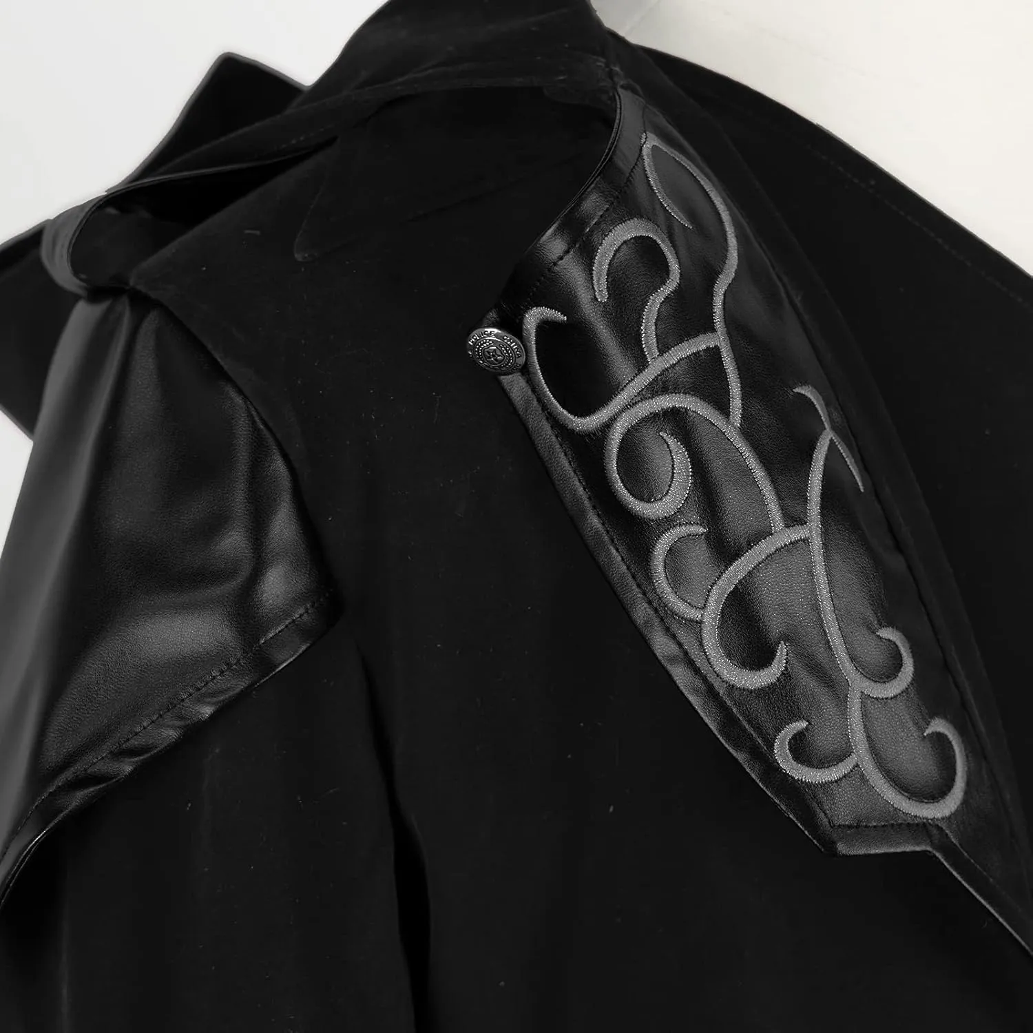 Men's Steampunk Gothic Hooded Jacket - Medieval Cosplay Halloween Costume