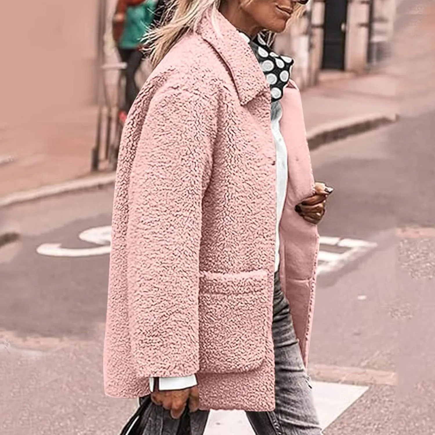 Sherpa Jacket Women Baggy Fleece Winter Coats Button Down Lapel Faux Fur Coat Comfy Fuzzy Warm Jackets with Pockets
