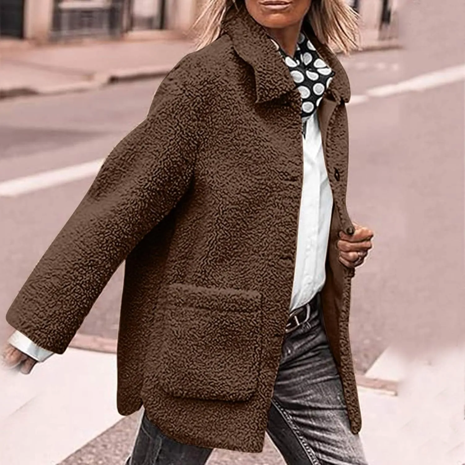 Sherpa Jacket Women Baggy Fleece Winter Coats Button Down Lapel Faux Fur Coat Comfy Fuzzy Warm Jackets with Pockets