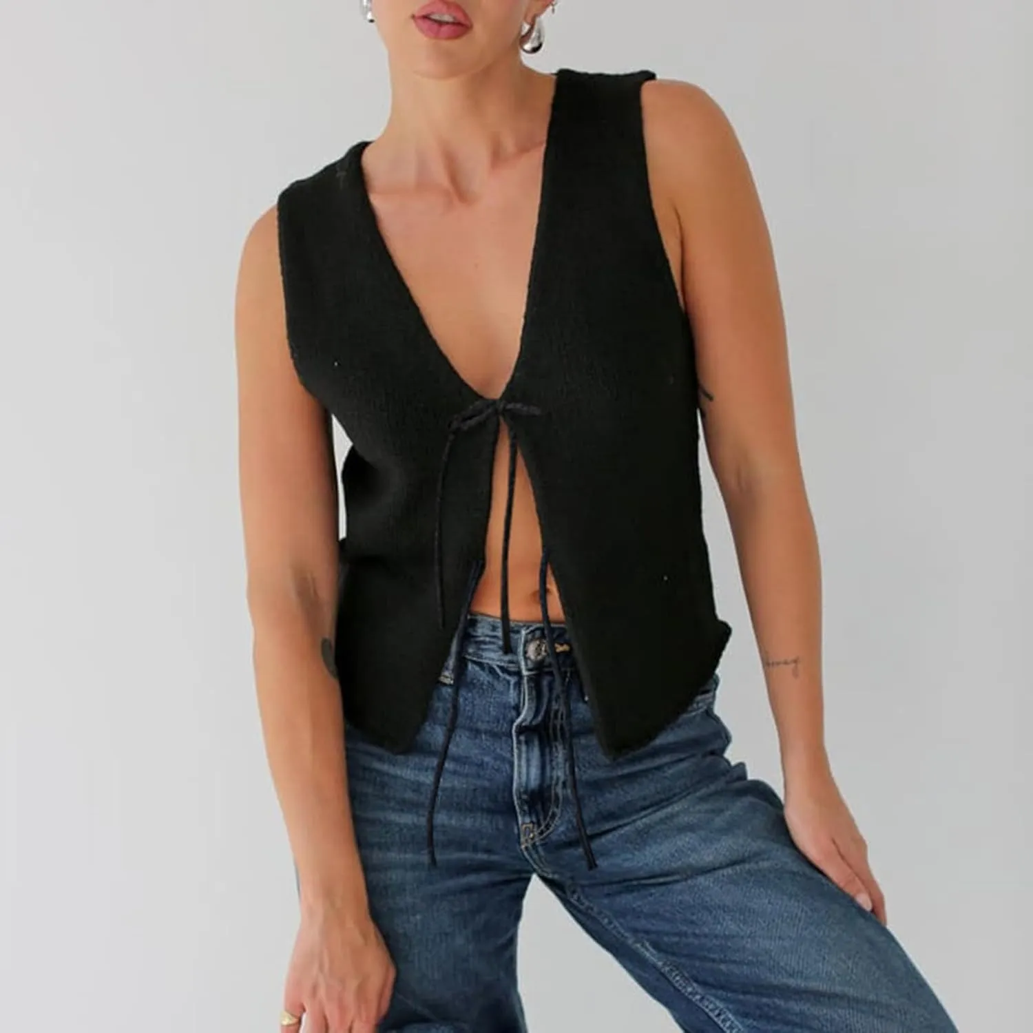 Sweater Tank Tops for Women Y2K Sleeveless Basic V Neck Crochet Knit Vest Sexy Button Down Crop Tank Top Streetwear