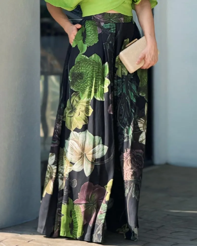 Women 2 Piece Summer Vacation Outfits V Neck Short Sleeve Ruched Top Floral Wide Leg Pants Two Piece Sets