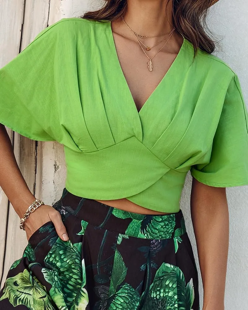 Women 2 Piece Summer Vacation Outfits V Neck Short Sleeve Ruched Top Floral Wide Leg Pants Two Piece Sets