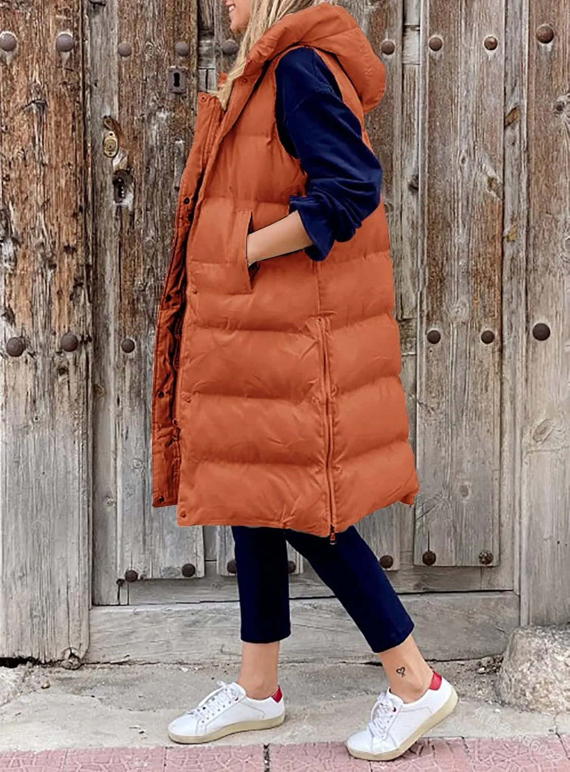Women's Hooded Long Down Vest Full-Zip Sleeveless Puffer Vest Fashionable Coats Jacket