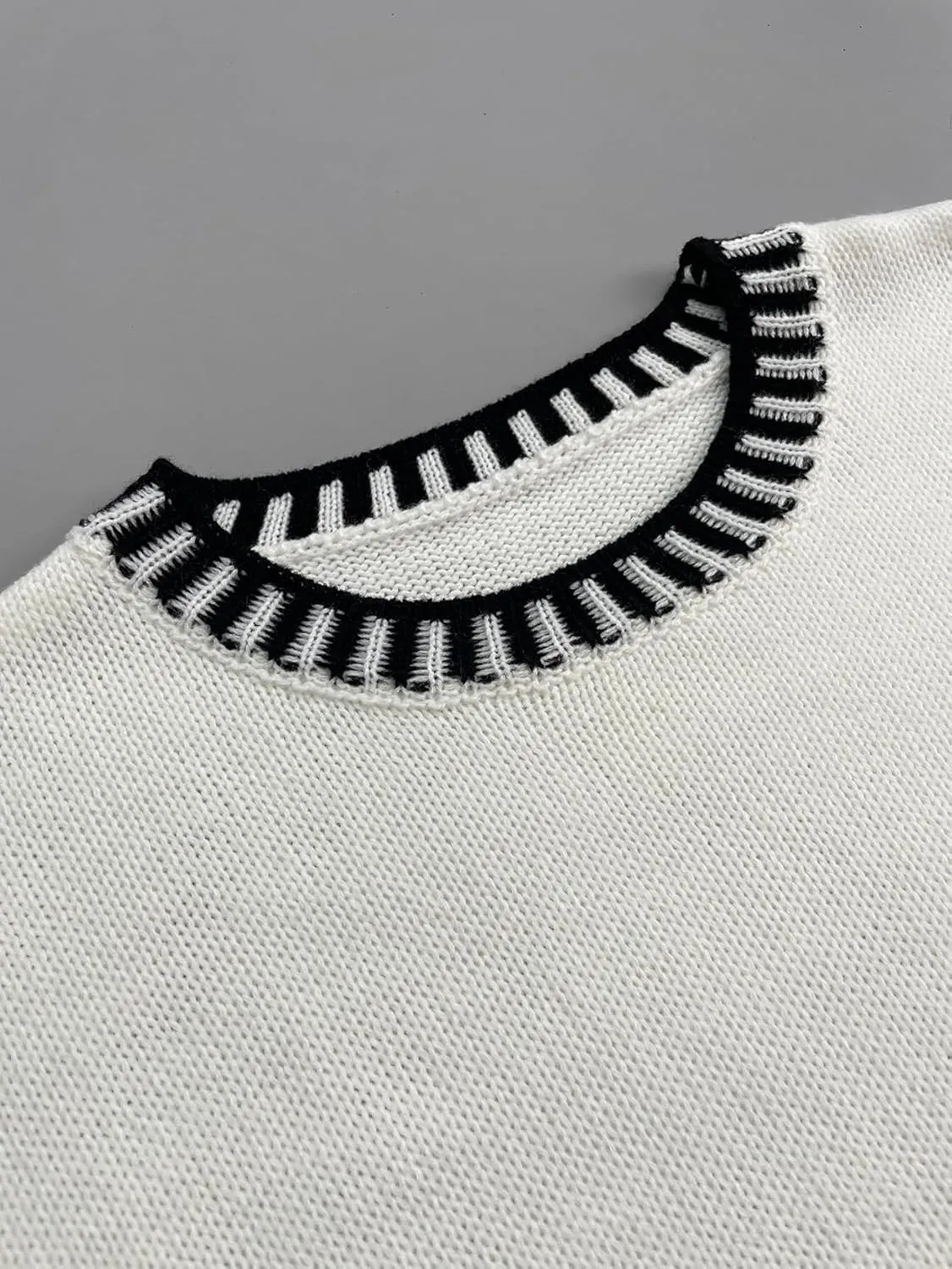 Women's Oversized Lightweight Cute Cap Sleeve Sweater Vest Spring 2025 Trendy Contrast Color Crewneck Thin Knit Top