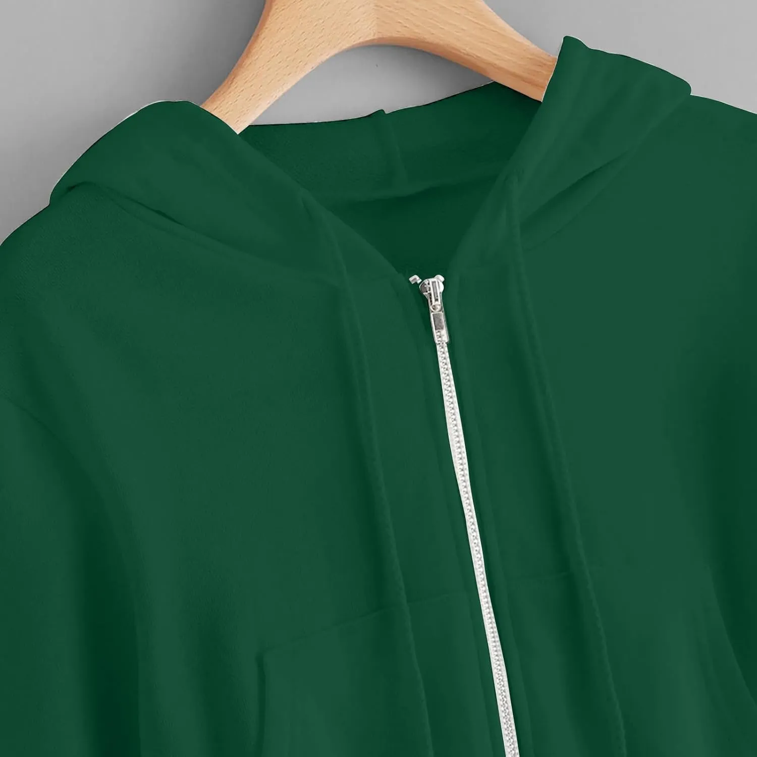 Womens Sweatshirt Trendy Zip up Drawstring Long Sleeve Cropped Hoodies Plus Size Casual Cute Comfy Jacket with Pocket